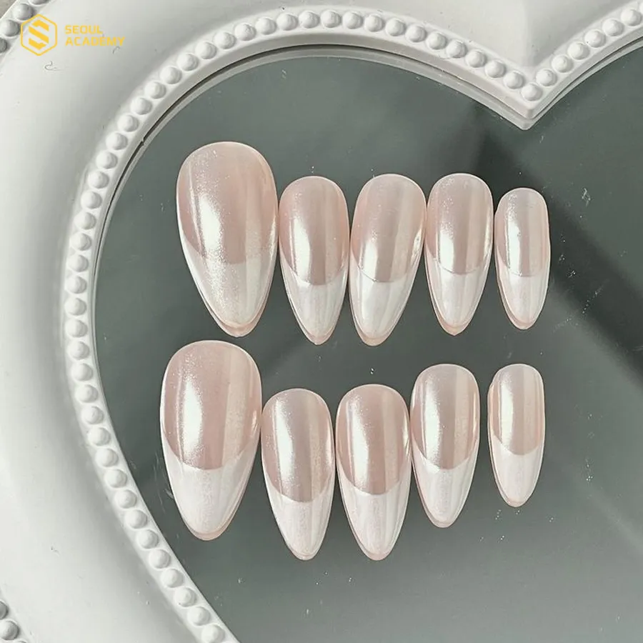 Nail box sơn đầu móng đơn giản, thời thượng