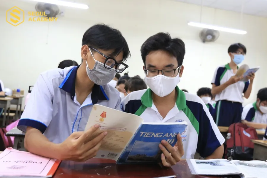 Học cùng bạn bè rất hiệu quả để cải thiện kết quả