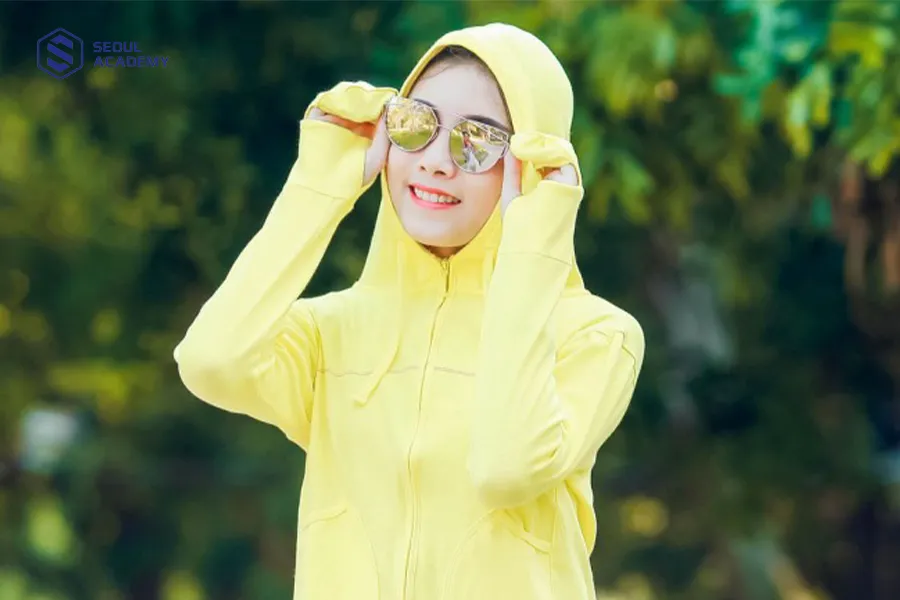 Hãy che chắn cẩn thận trước khi ra đường trong quá trình dưỡng trắng da