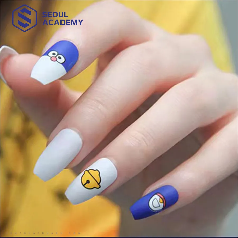 Mẫu nail hoạt hình Doraemon được biến tấu sáng tạo đơn giản, dễ làm