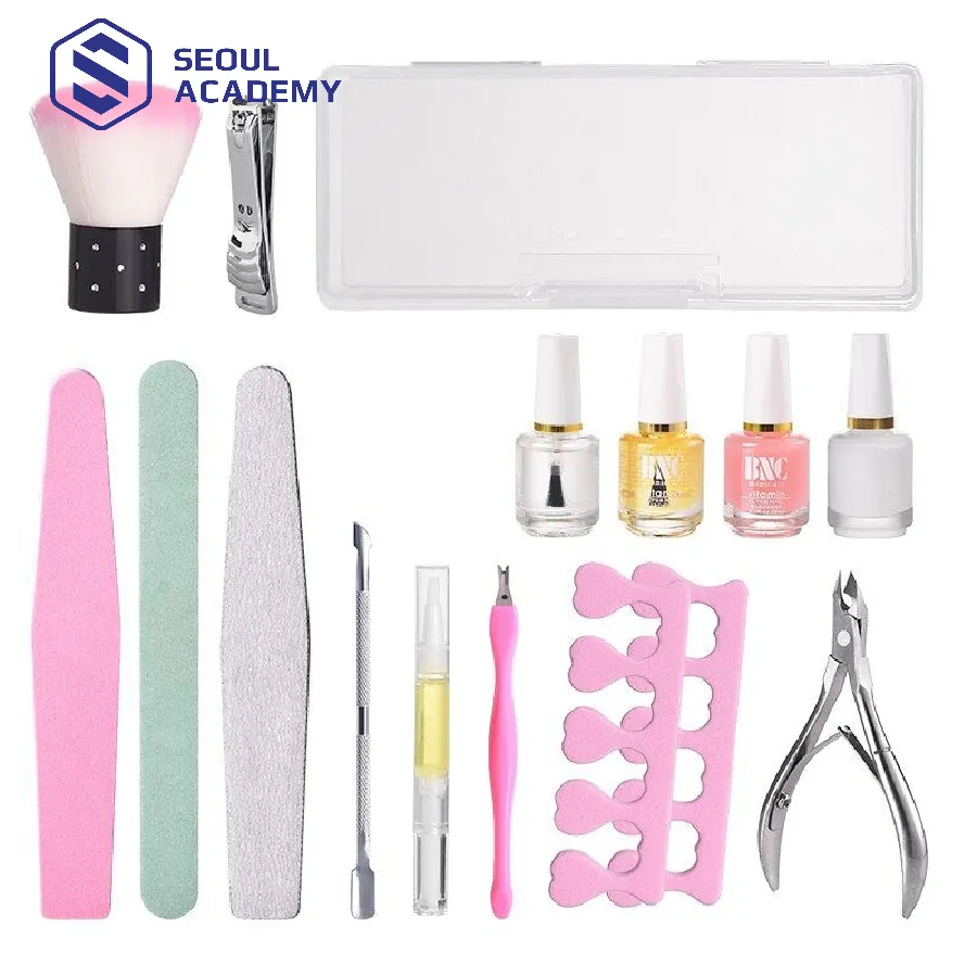 Chuẩn bị đầy đủ dụng cụ trước khi tự vẽ nail hoạt hình