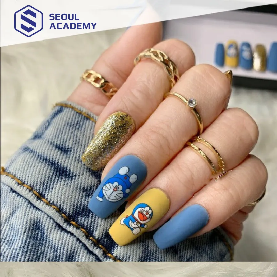 Mẫu nail hoạt hình chú mèo máy Doraemon tuổi thơ của rất nhiều thế hệ