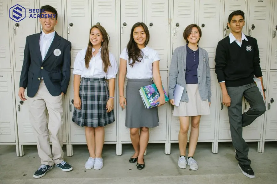 Lựa chọn màu áo phù hợp giúp bản thân tự tin khi làm bài thi