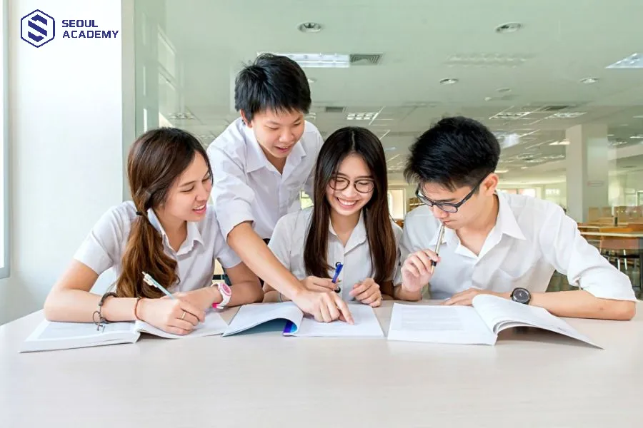 Xếp loại học lực cuối học kỳ phụ thuộc vào điểm trung bình môn