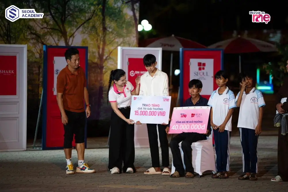 Gia đình anh Hoàng Anh nhận được giải thưởng lên đến 55 triệu