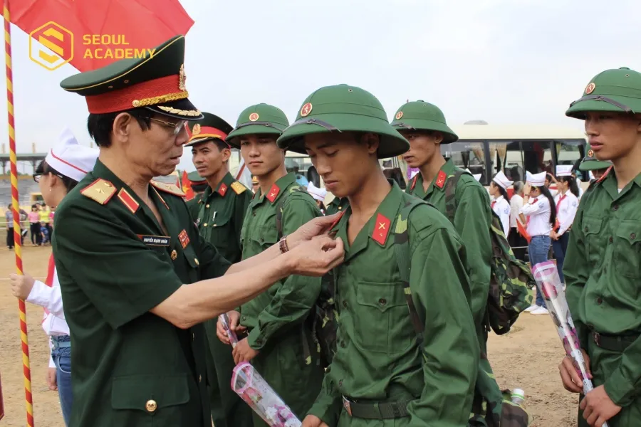 Là giáo viên vẫn phải đi nghĩa vụ nếu đủ điều kiện