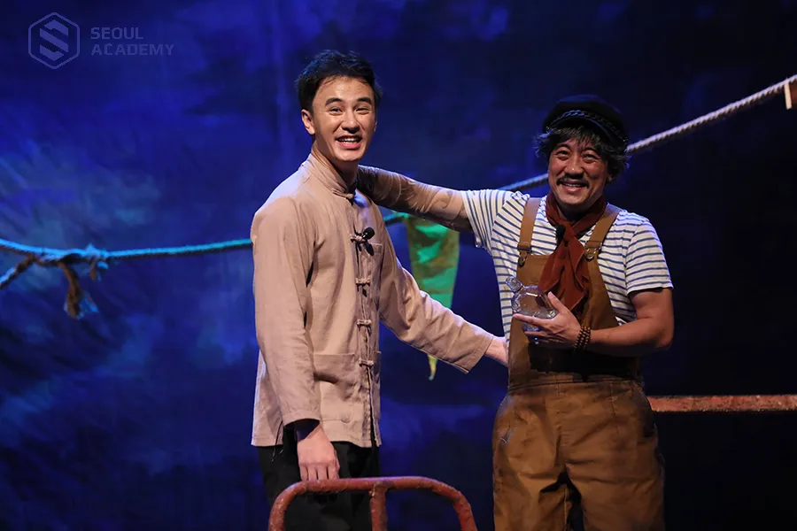 Có nên làm diễn viên khi học hết lớp 9 là câu hỏi của nhiều người