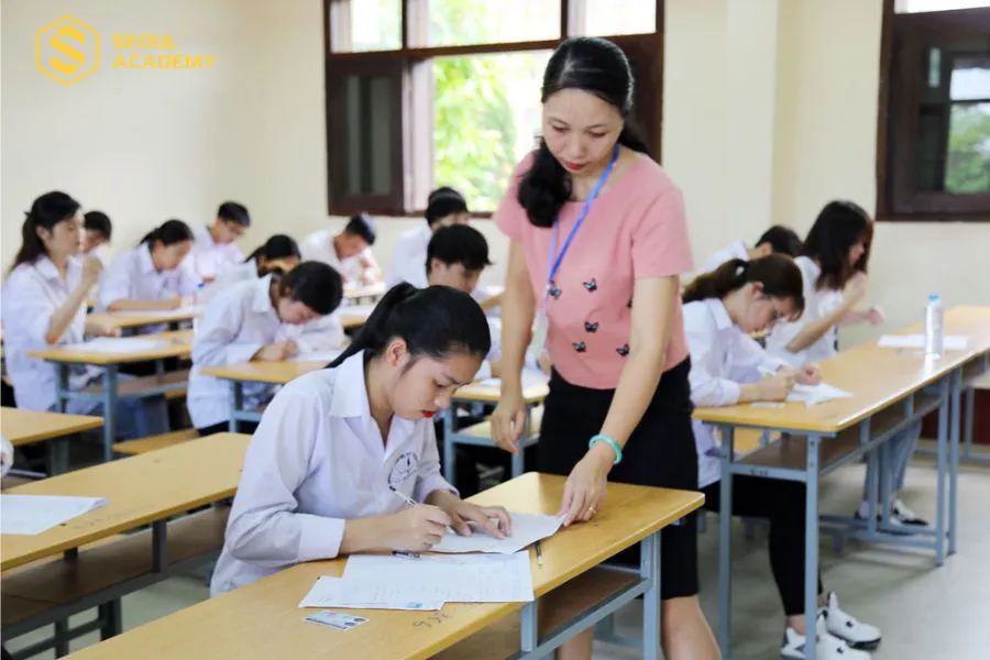 Học lực yếu là khi học sinh có điểm trung bình năm trên 3,5 điểm và dưới 5,0 điểm