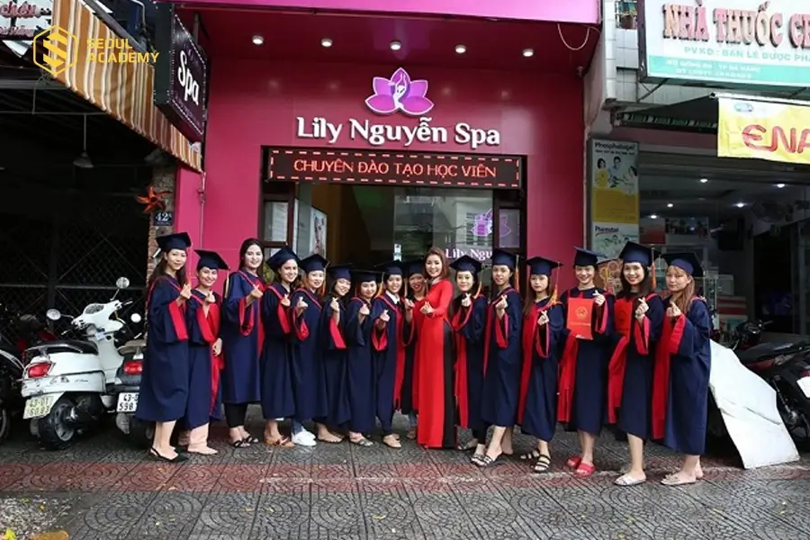 Học viên tốt nghiệp khóa massage body tại Lily Nguyễn Spa Học viên tốt nghiệp khóa massage body tại Lily Nguyễn Spa