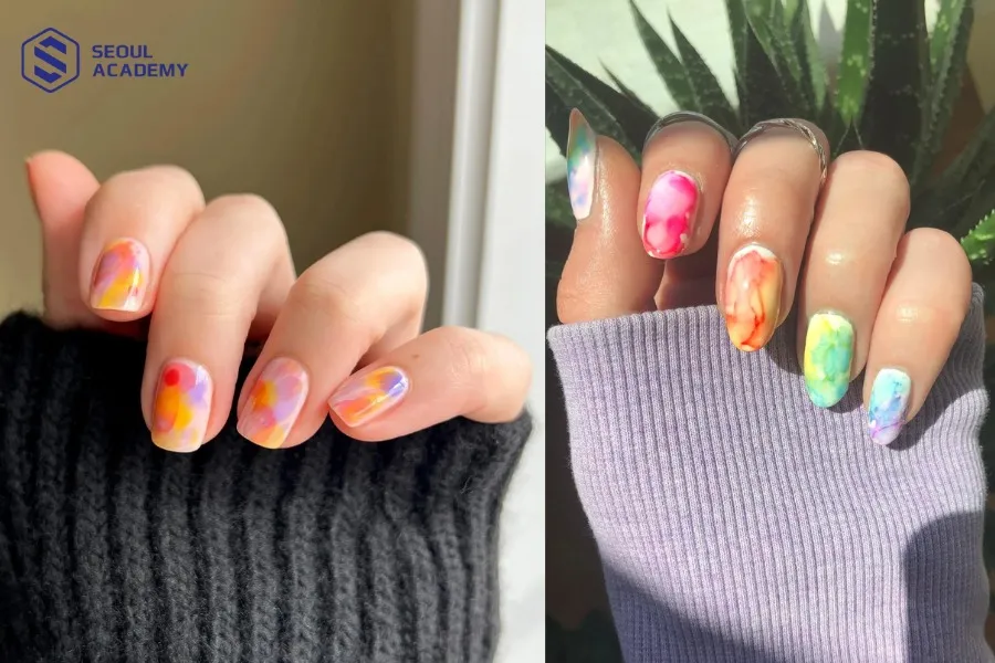 Design nail màu nước là một trong những kỹ thuật nail sử dụng gel pha loãng để tạo hiệu ứng chuyển sắc mượt mà hơn