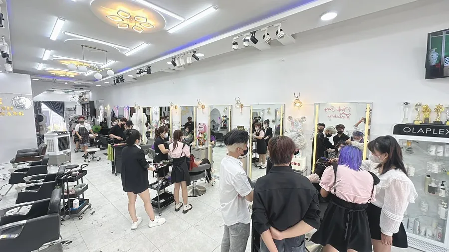 Không gian học tập chuyên nghiệp và hiện đại tại Viện tóc Minh Sang