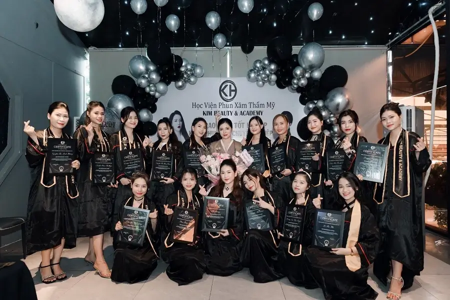Học nghề phun xăm thẩm mỹ uy tín tại Kim Beauty & Academy Đà Nẵng