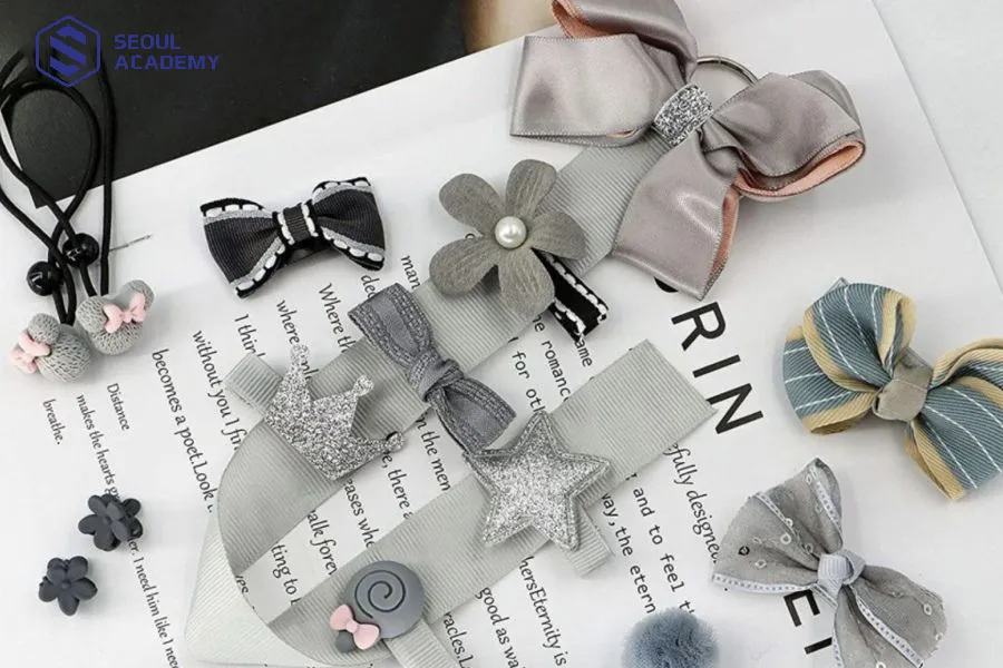 Học sinh có thể bán online các phụ kiện làm đẹp