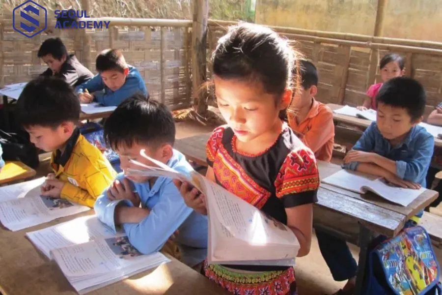 Khó khăn về điều kiện vật chất giảng dạy học sinh