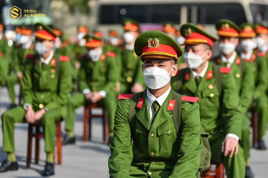 Tổ hợp môn C00 gồm những ngành nào, có thể thi Công an - Quân đội