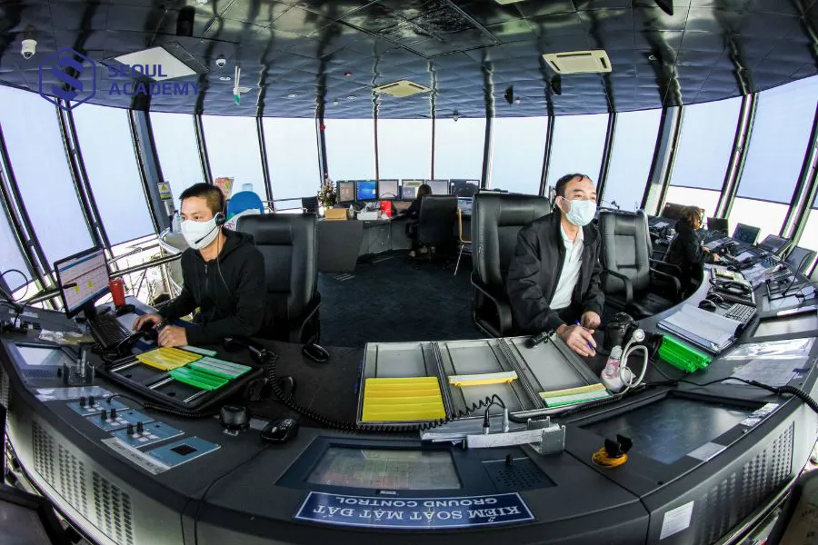 Kinh tế vận tải sau ra trường có thể làm trong bộ phận đảm bảo hoạt động bay