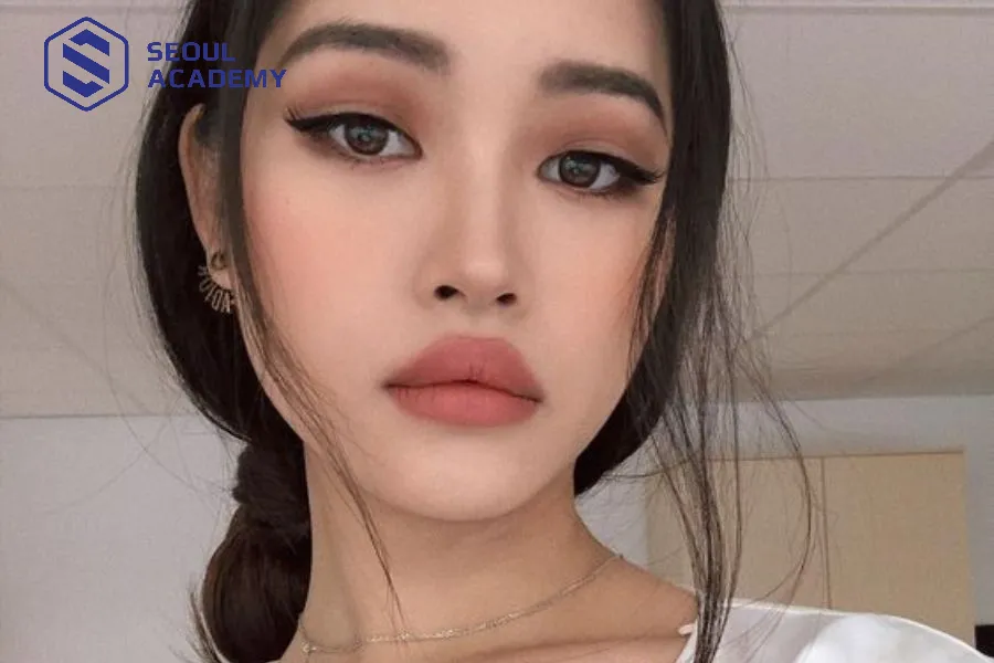 Môi trên dày hơn môi dưới khiến nhiều nàng tự ti