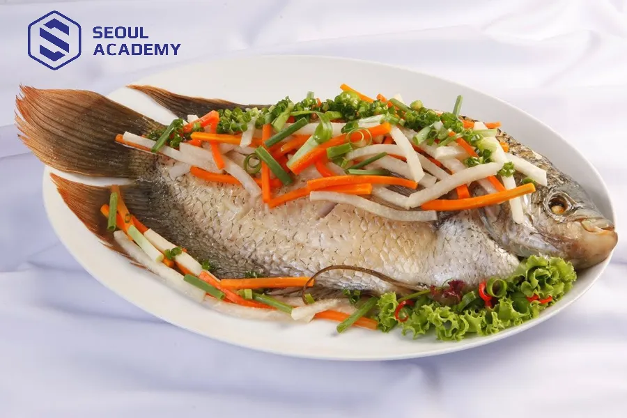 Cá đầy đủ đầu, vây, đuôi sẽ mang đến nhiều may mắn