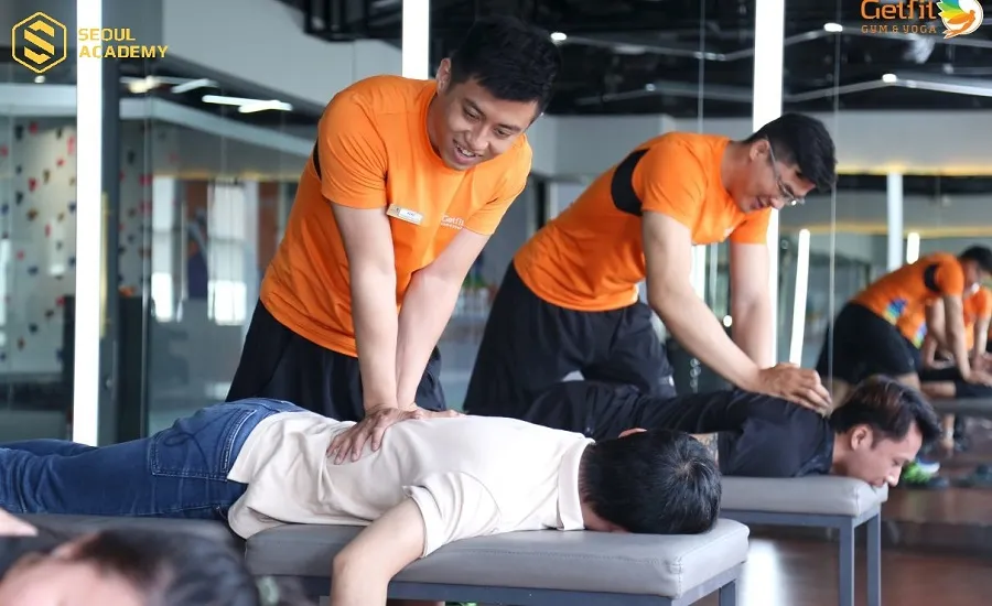 Vận động viên, những người lao động nặng cần massage với tần suất cao hơn