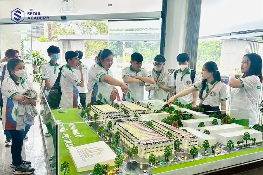 Hiện nay có nhiều khối thi phù hợp cho tuyển sinh ngành quản lý đất đai