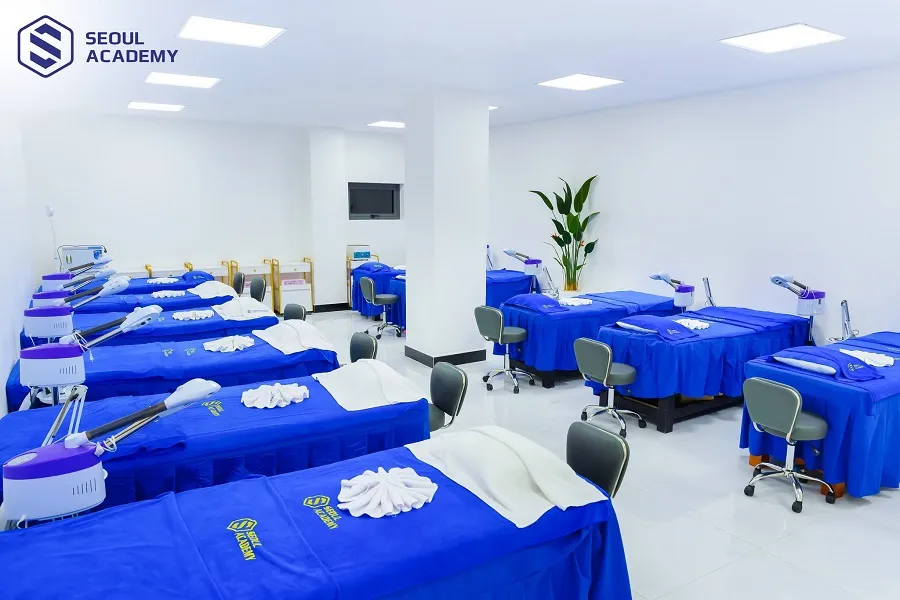 Seoul Academy trang bị đầy đủ máy móc thiết bị hiện đại Seoul Academy trang bị đầy đủ máy móc thiết bị hiện đại