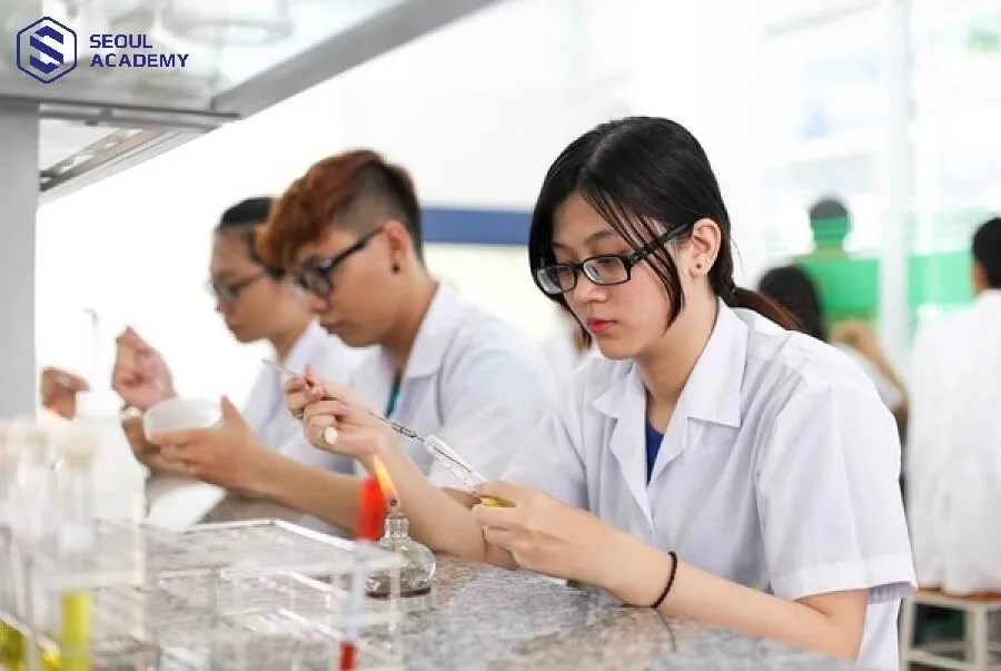 Y dược cũng là một trong những ngành nghề thiết yếu không bao giờ lo thất nghiệp Y dược cũng là một trong những ngành nghề thiết yếu không bao giờ lo thất nghiệp