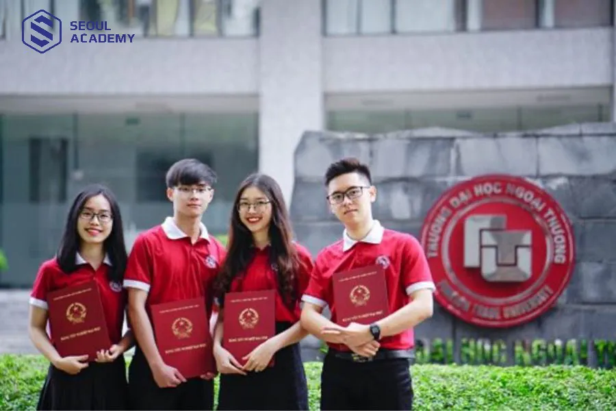 Trường Đại học Ngoại thương (FTU), đặc biệt là cơ sở 2 tại TP.HCM luôn là giới mơ của nhiều bạn học sinh, được các bạn đặt là nguyện vọng uy tín