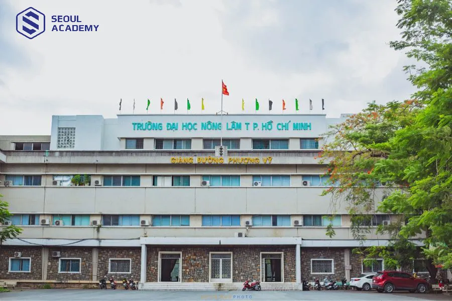 Tỷ lệ có việc làm sau tốt nghiệp tại Trường Đại học Nông Lâm TP.HCM khá cao, với nhiều cơ hội việc làm trong lĩnh vực nông - lâm nghiệp