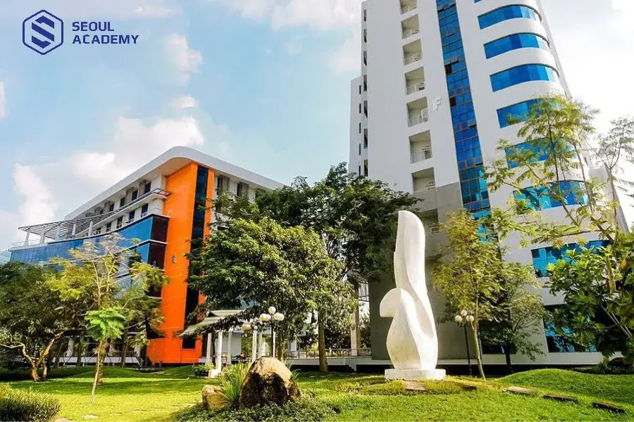 Trường Đại học Tôn Đức Thắng luôn đề cao tính thực tiễn trong chương trình giảng dạy, tự tin đảm bảo sự phát triển toàn diện cho sinh viên