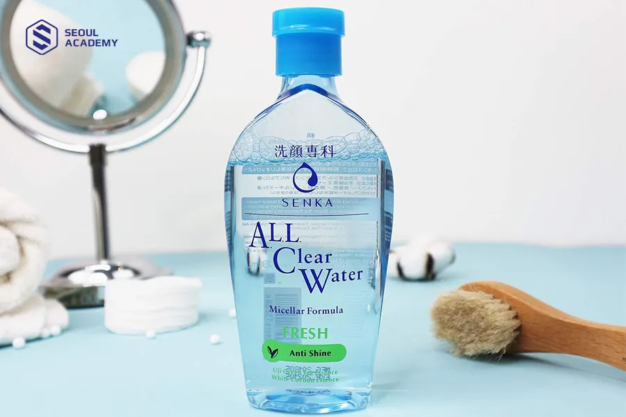Nước tẩy trang Senka phù hợp cho học sinh sinh viên