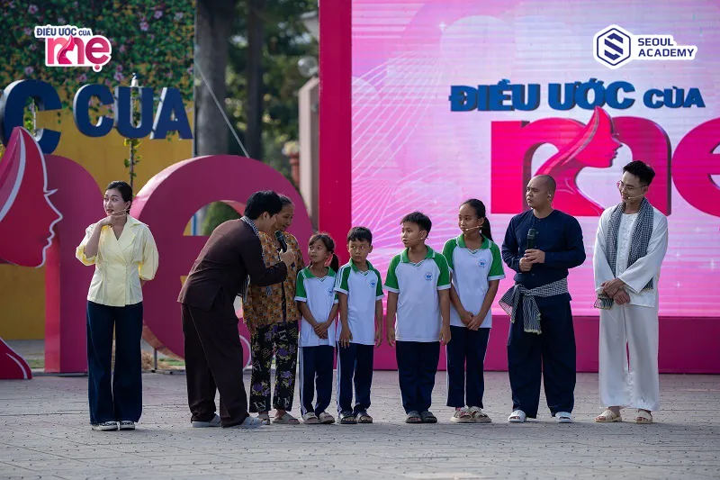 Những đứa trẻ hiểu chuyện, dù sống trong cảnh nghèo khó nhưng luôn chăm chỉ học tập