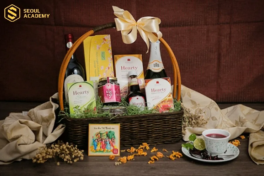 Nhu cầu biếu tặng trong dịp Tết cũng rất lớn