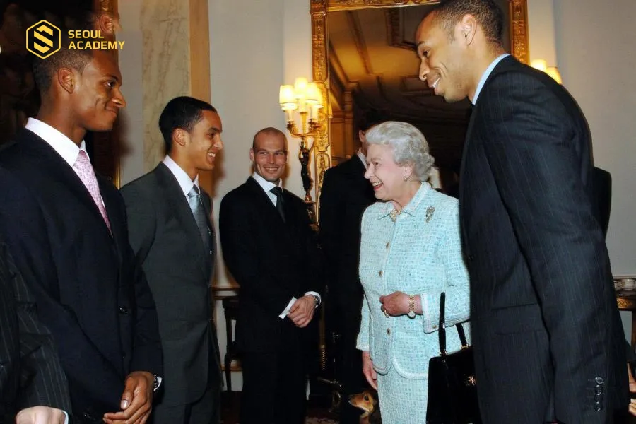 Chuyên viên ngoại giao – thần số học số 6 nghề nghiệp uy tín