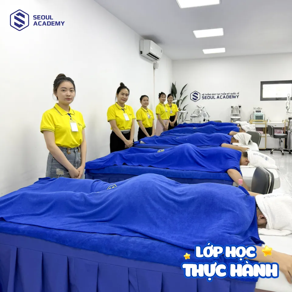 Seoul Academy là địa chỉ học massage bấm huyệt uy tín tại TP. HCM Seoul Academy là địa chỉ học massage bấm huyệt uy tín tại TP. HCM