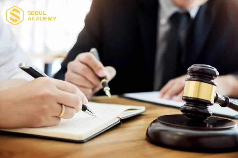 Luật Kinh tế có thể học ở một vài Trung tâm giáo dục thường xuyên