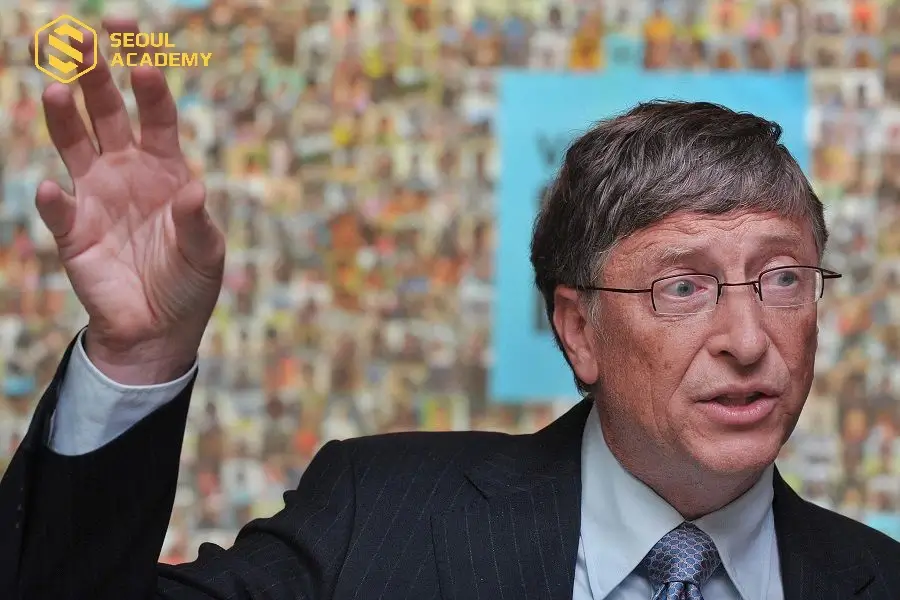 Tỷ phú Bill Gates có bàn tay hình chữ M đặc trưng