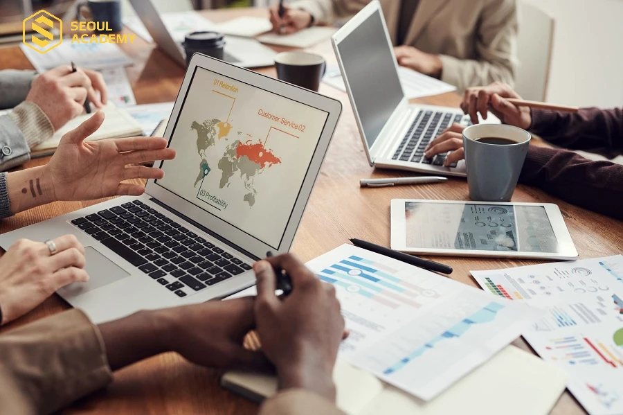 Công việc biên dịch rất phù hợp với người thích làm việc độc lập