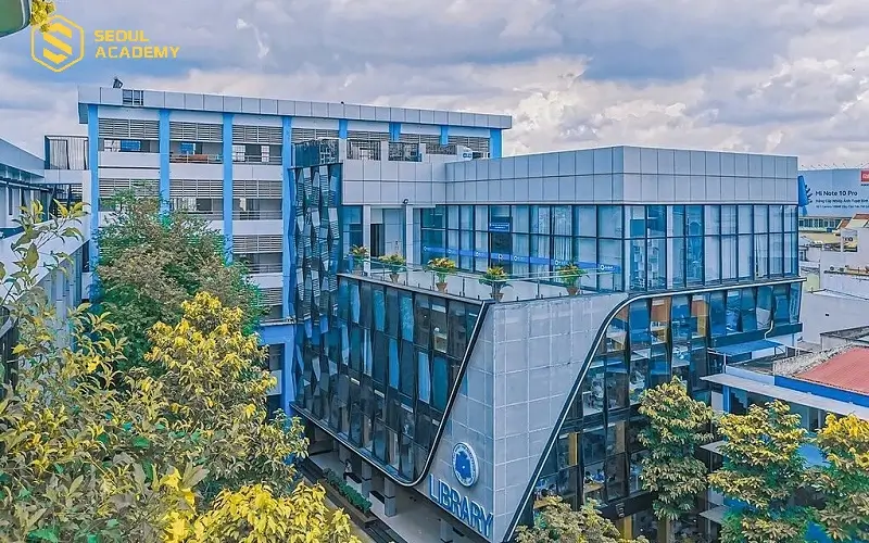 Đại học công nghệ đảm bảo chất lượng đầu ra