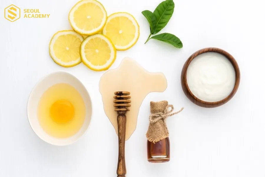 Sữa chua và mật ong là sự kết hợp có khả năng dưỡng ẩm, làm trắng da hiệu quả