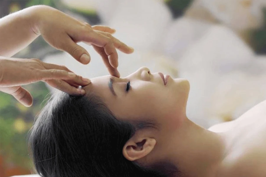 Nghề dịch vụ làm đẹp