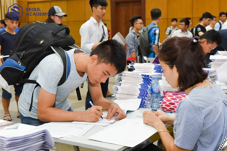 Khi đăng ký dự thi lại, bạn cần lưu ý một số yếu tố