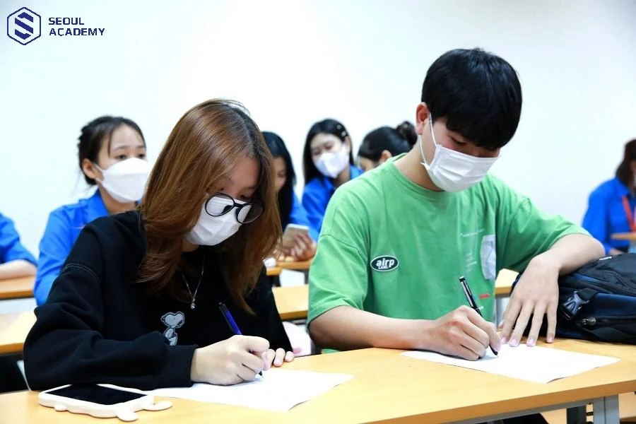 Mức độ khó của môn học tại trung tâm giáo dục thường xuyên phụ thuộc vào nhiều yếu tố khác nhau