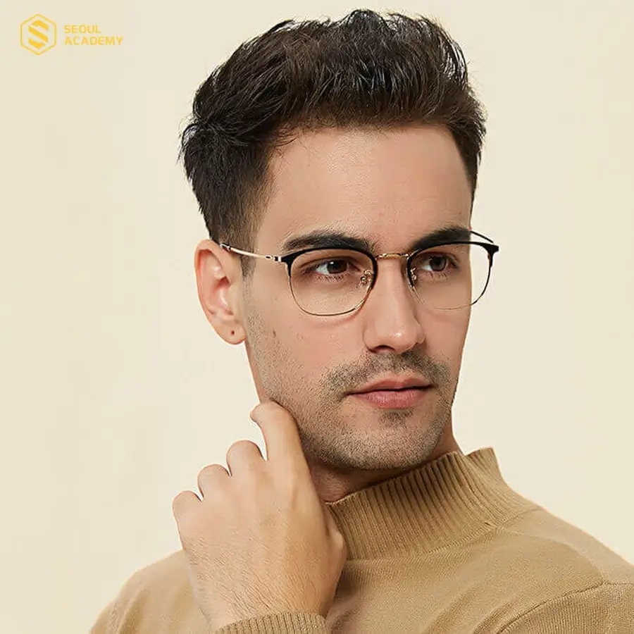 Nắm một số lưu ý để lựa chọn kiểu tóc phù hợp cho nam mặt dài đeo kính