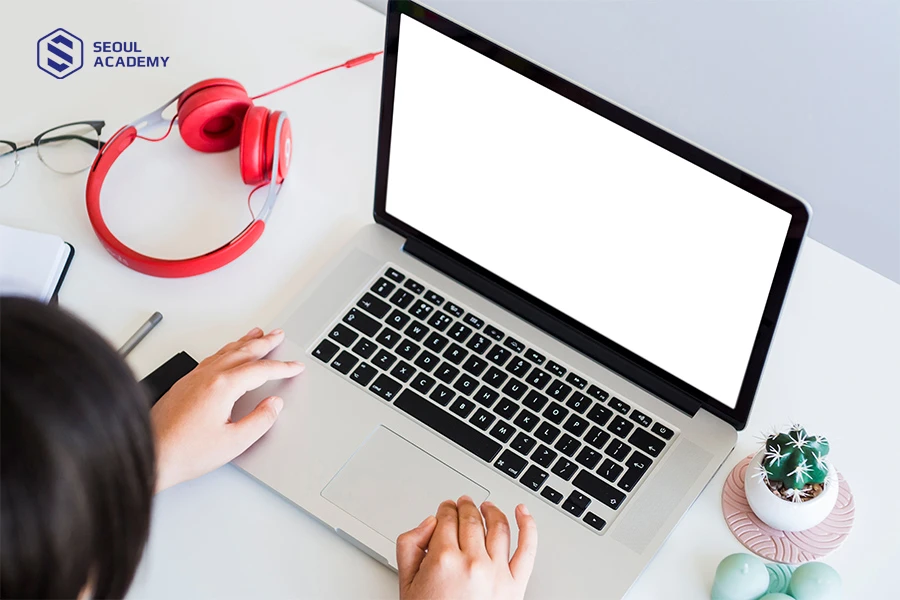 Mọi người có thể tự tìm kiếm tài liệu qua internet