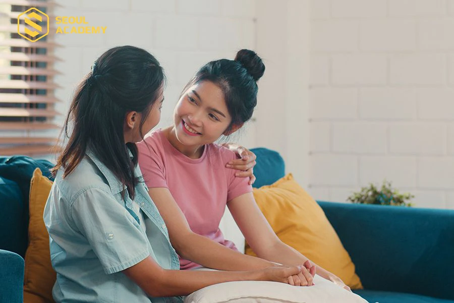 Chia sẻ việc bị áp lực với người thân giúp bạn giải tỏa áp lực