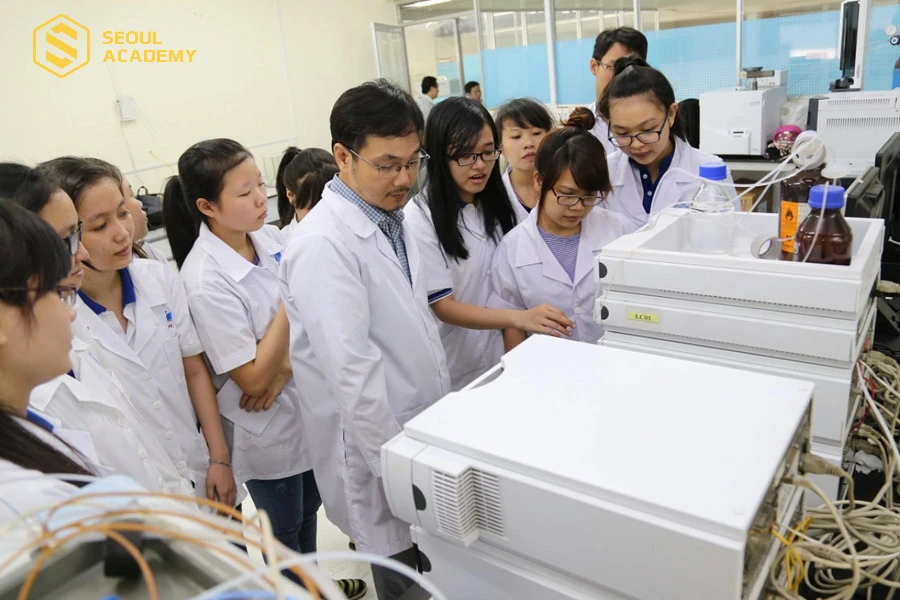 Học công nghệ thực phẩm tại Trường Đại học Công nghiệp thực phẩm TP.HCM