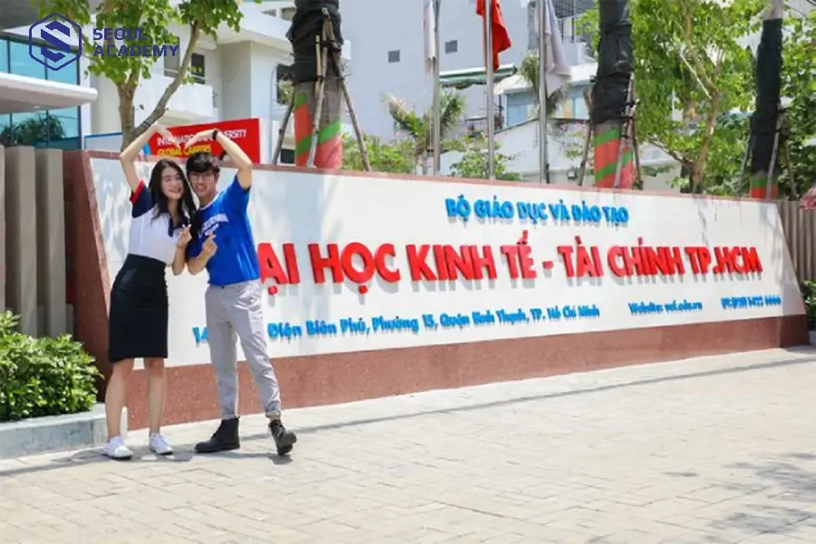 Học phí trường Đại học Kinh tế Tài chính TPHCM không quá cao