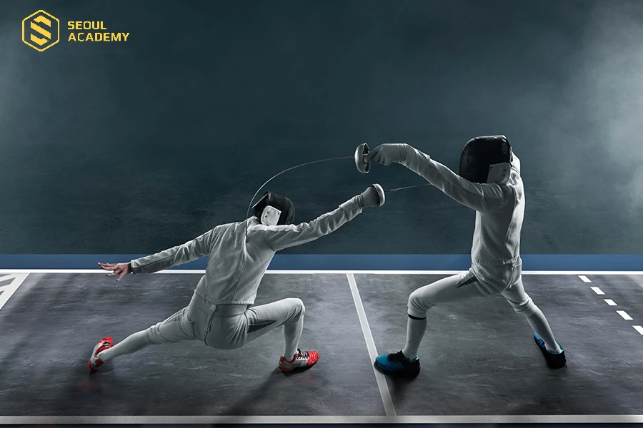 Nghỉ ngang để đi thi đấu nên nghỉ vào năm 1 và năm 2 là tốt