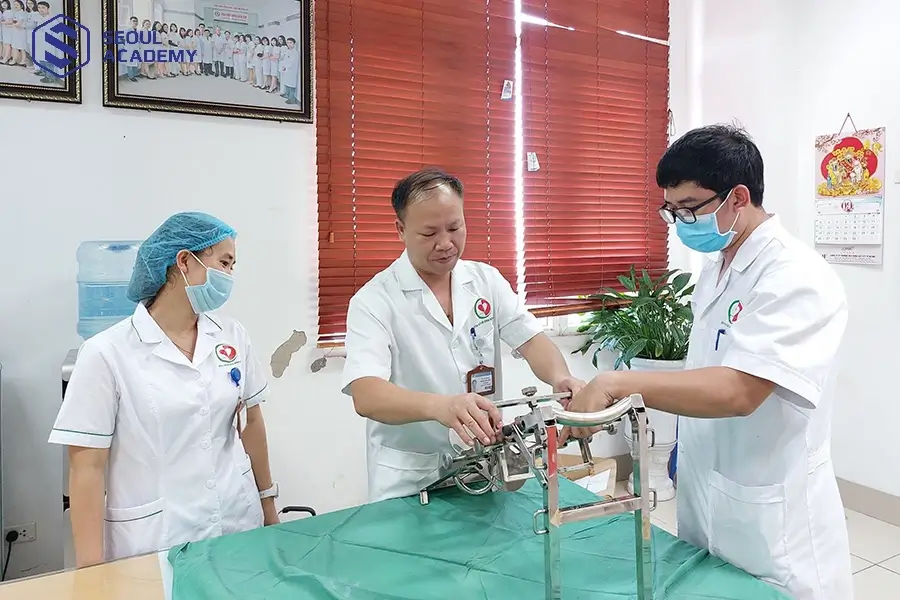 Các ngành Y là những ngành có tuổi nghề cao