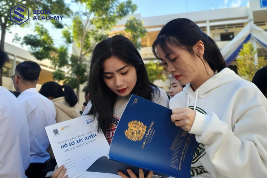 Nợ môn vẫn có thể xin chuyển trường nếu đủ điều kiện